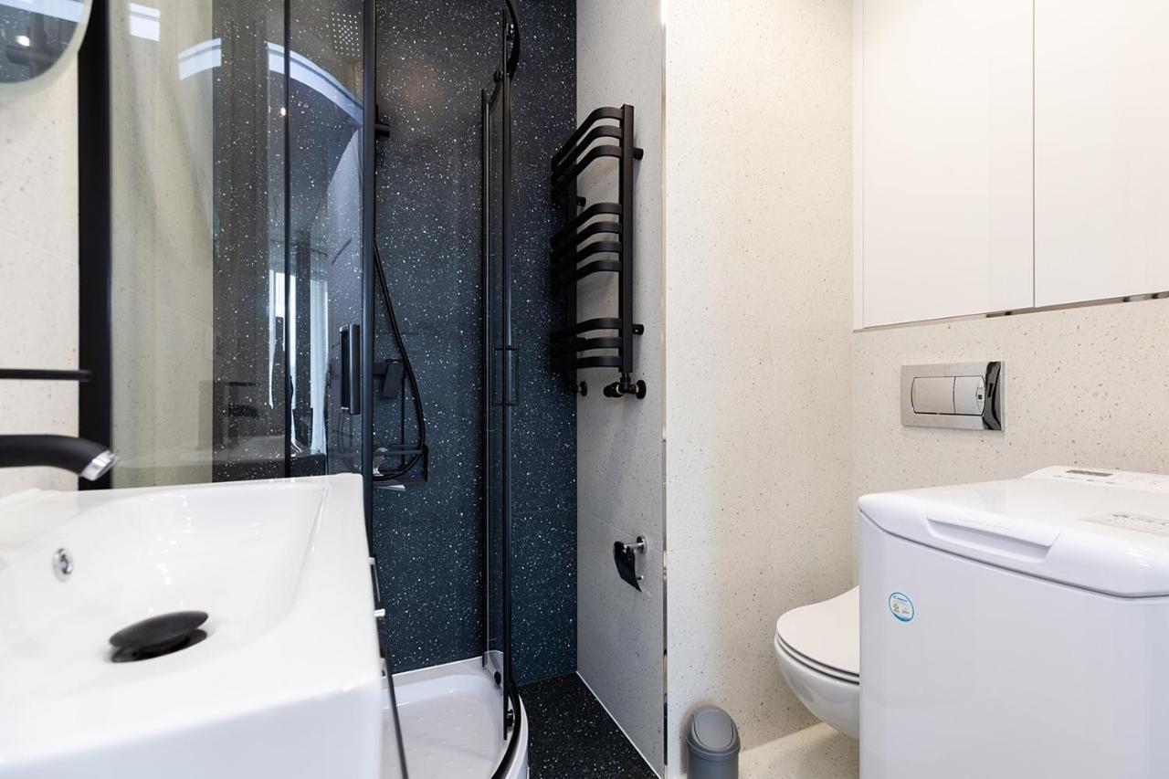 Cozy Apartment Jana Kazimierza, Wola Warschau Buitenkant foto